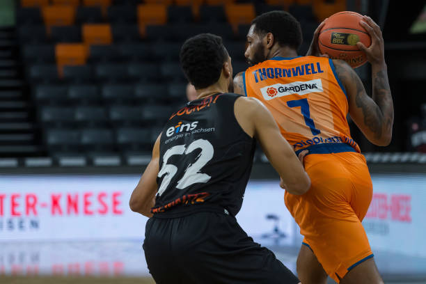 的脚法和敏 的脚法和敏