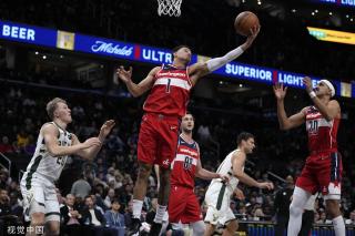 呈现不小的 呈现不小的