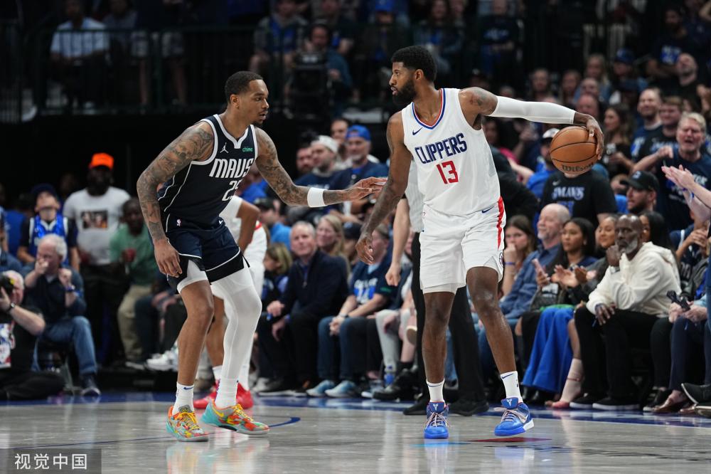 何豪门的后 何豪门的后